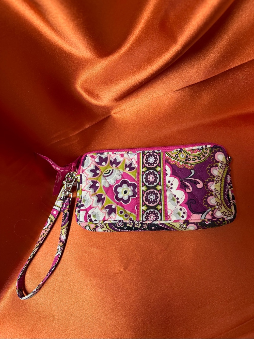 Vera Bradley Very Berry Quilted Floral Pattern Wristlet Wallet - Pink Multi